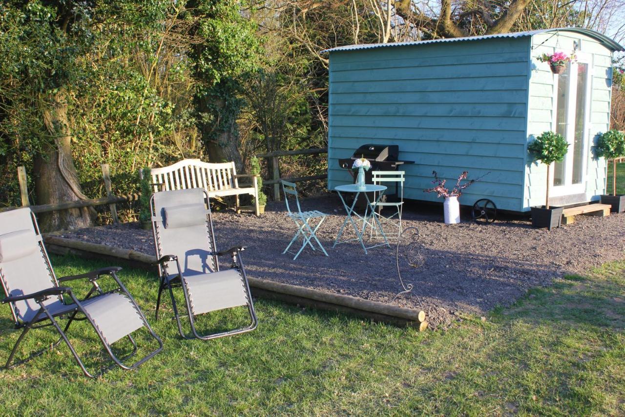 Hopgarden Glamping Luxury Shepherds Huts Wadhurst Exterior foto