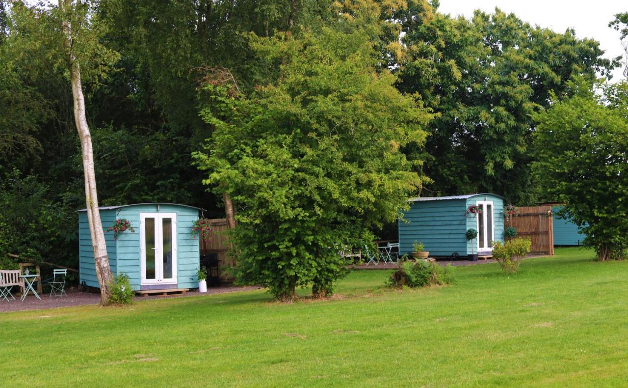 Hopgarden Glamping Luxury Shepherds Huts Wadhurst Exterior foto