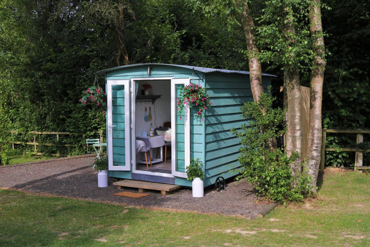 Hopgarden Glamping Luxury Shepherds Huts Wadhurst Exterior foto