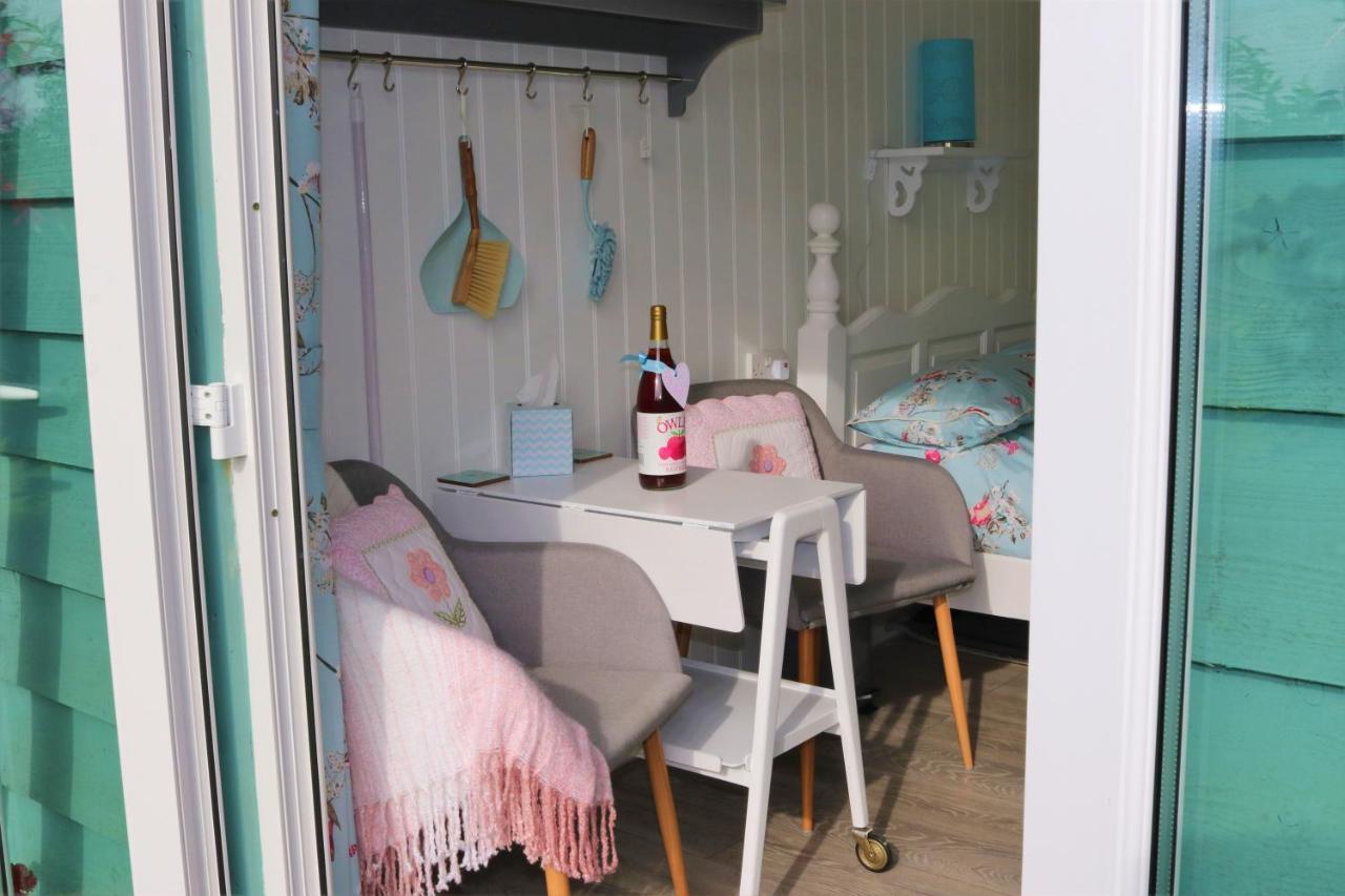 Hopgarden Glamping Luxury Shepherds Huts Wadhurst Exterior foto